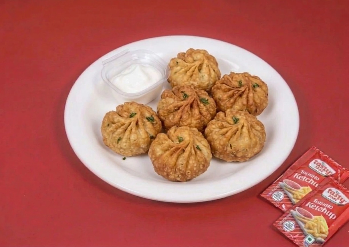 chicken momos at Biryani Box Company Bhilai